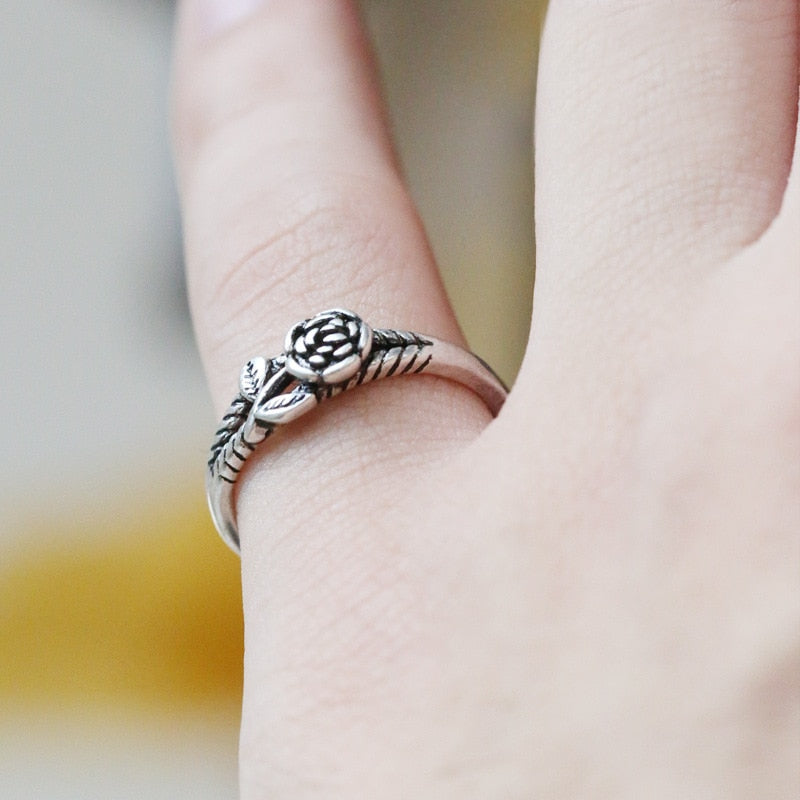 Black Rose with CZ Micro  Vintage Flower Rings