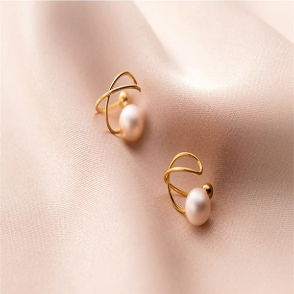 Pendientes de clip con perla dorada de moda para mujer