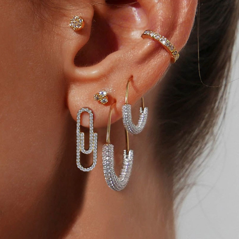 6YM Gold U-shaped Stud Earrings