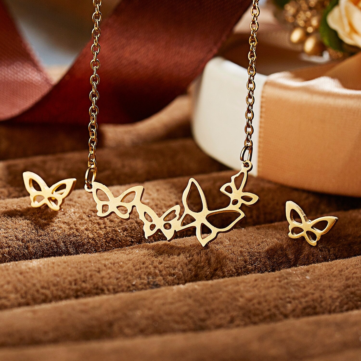 Exquisite Butterfly Flower Shape Pendant Neckalce Stainless Steel Jewelry Set