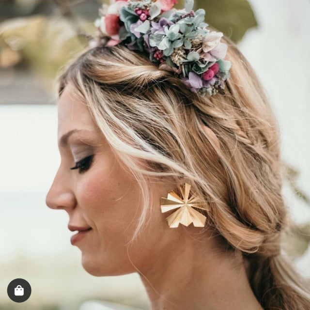 Charms Gold Big Flowers Statement Earrings