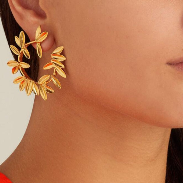 Charms Gold Big Flowers Statement Earrings