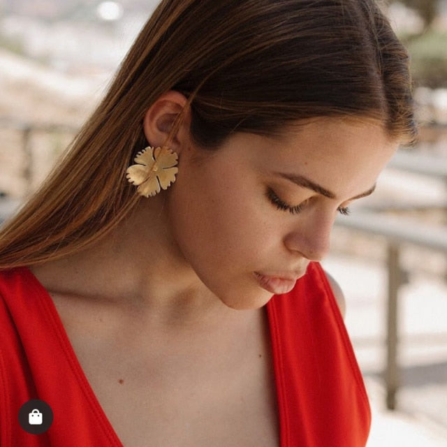 Charms Gold Big Flowers Statement Earrings
