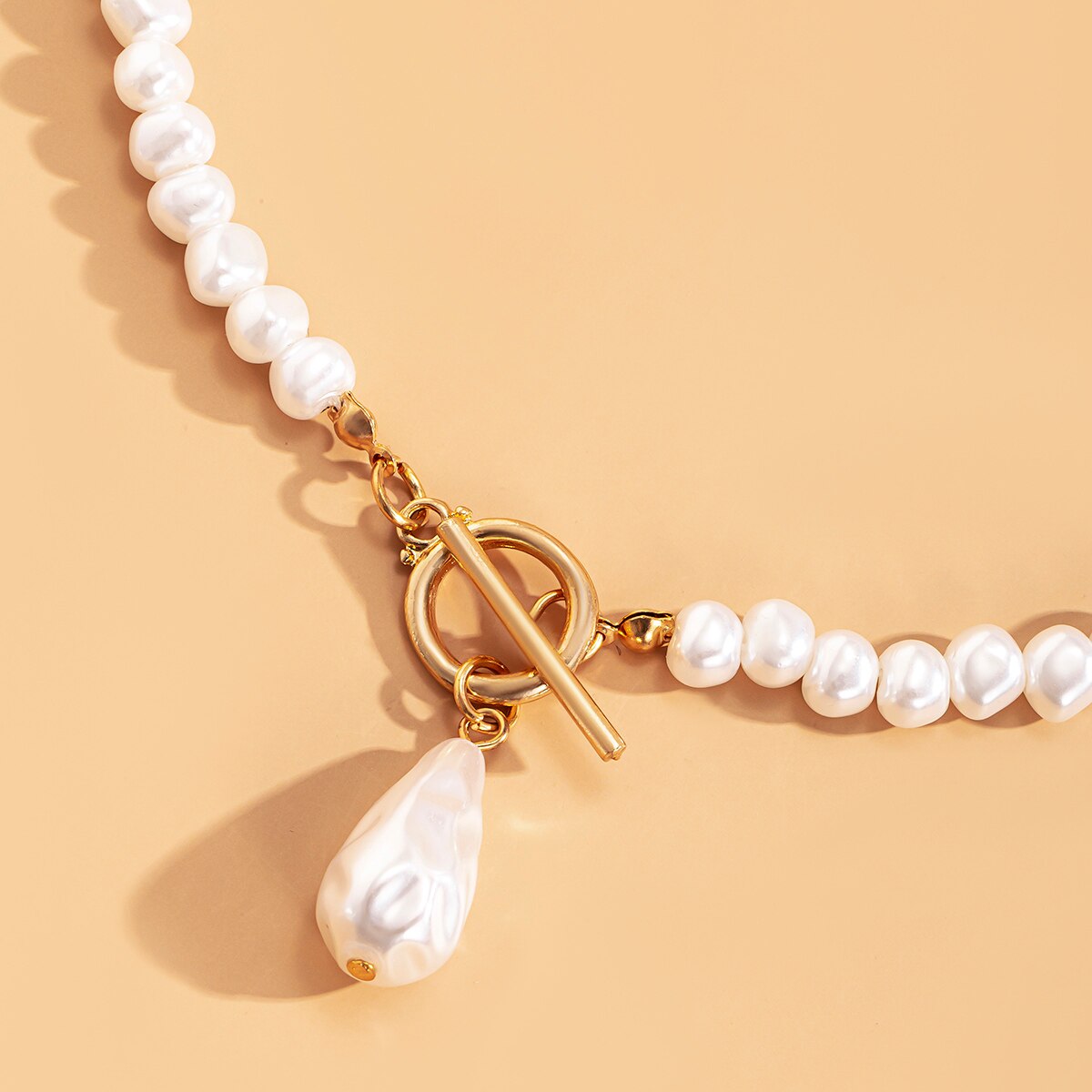 Bohemian Teardrop-Shaped Imitation Pearls Pendant