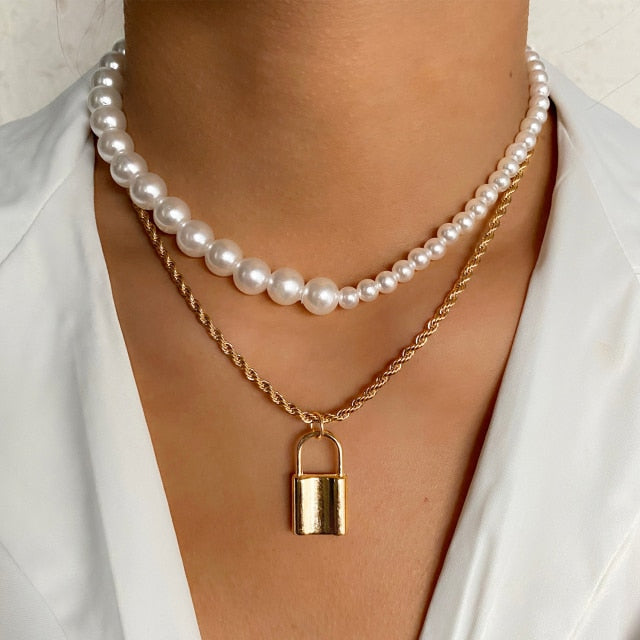 Vintage Multilayer Pendant Butterfly Necklace