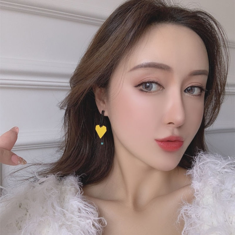 Fashion Vintage Red Color Heart Geometric Earring for Women