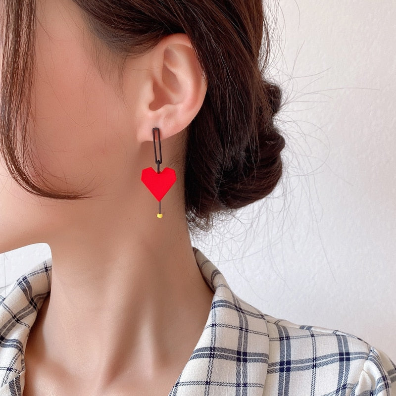 Fashion Vintage Red Color Heart Geometric Earring for Women