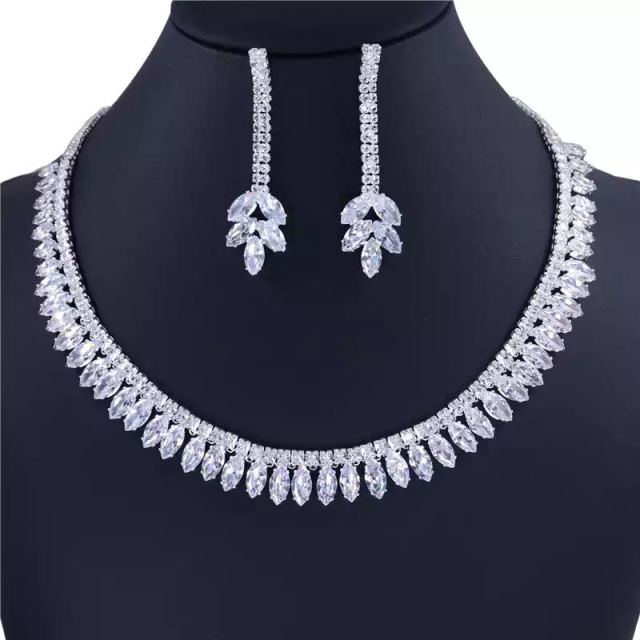 Zircon Rhinestone Stud Earrings and Necklace Jewelry Set