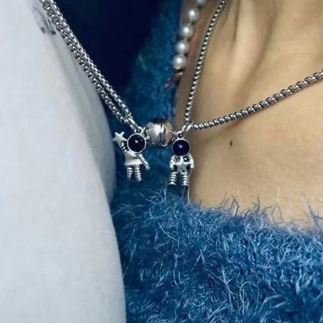 Magnetic  Astronaut Lovers Heart Pendant