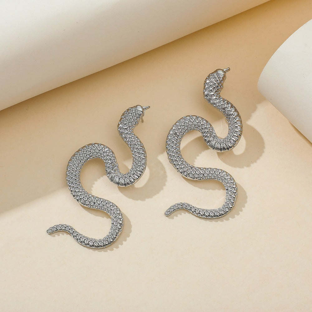 Personality Gold Color Metal Animal Long Drop Earrings