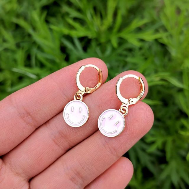 Lost Lady Cute Round Similing Face Huggies Hoop Earrings