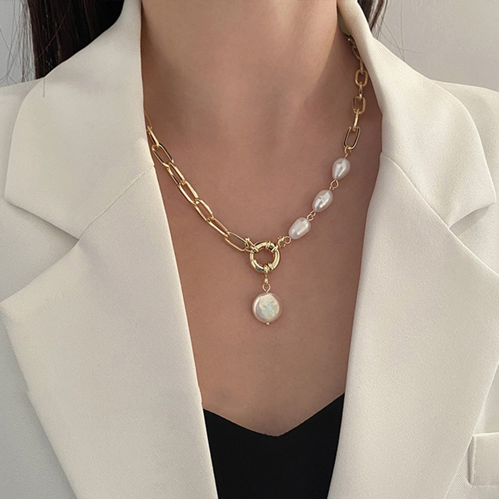 Fashion Imitation Pearl Thick Chain Pendant Necklace