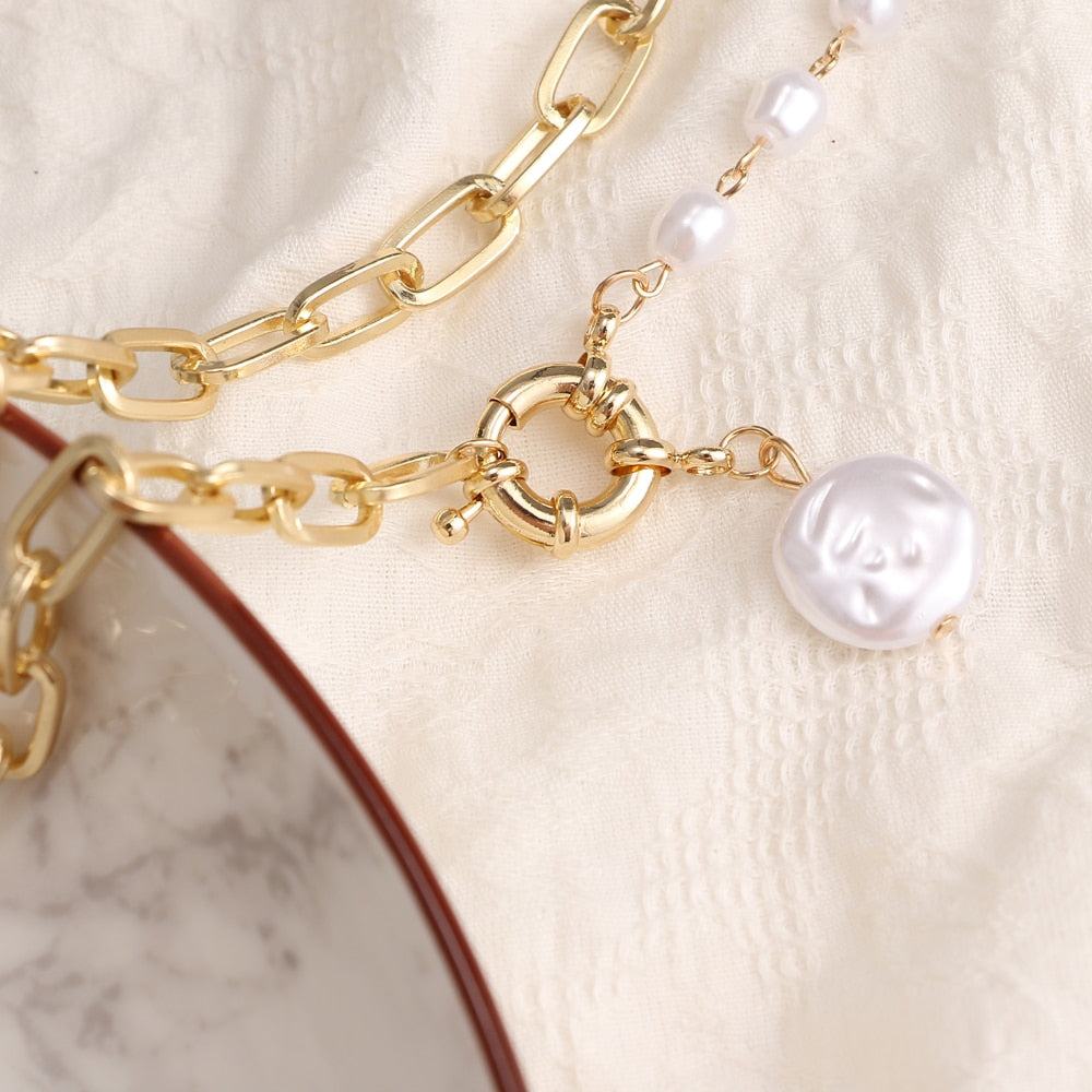 Fashion Imitation Pearl Thick Chain Pendant Necklace
