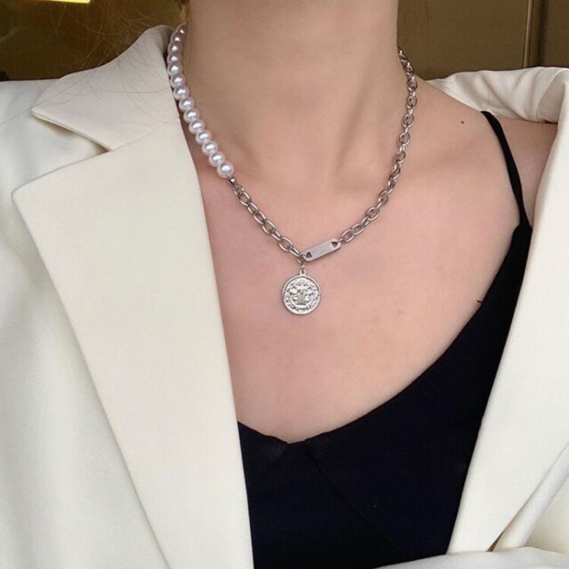 Fashion Imitation Pearl Thick Chain Pendant Necklace
