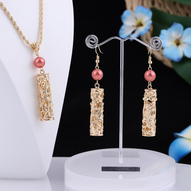 Gold Hollow out Pearl Pendant Necklace Jewelry Set for Women