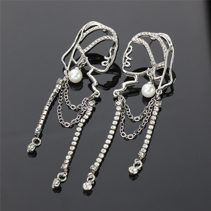 S925 Needle Hot Pearl Crystal Chain Portrait Earrings