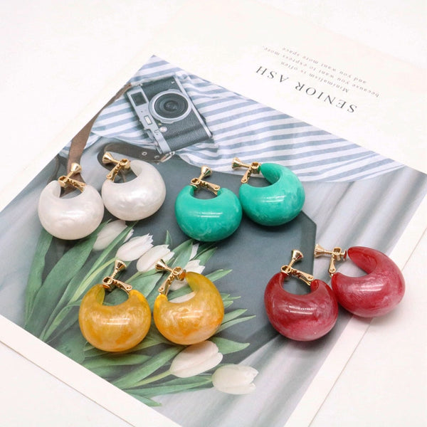 Pendientes de clip de resina de colores dulces para la oreja sin agujeros
