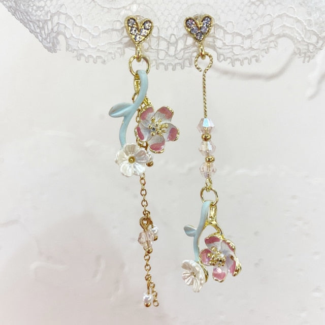 New Elegant Metal Flower Cute Cat Dangle Earrings For Women