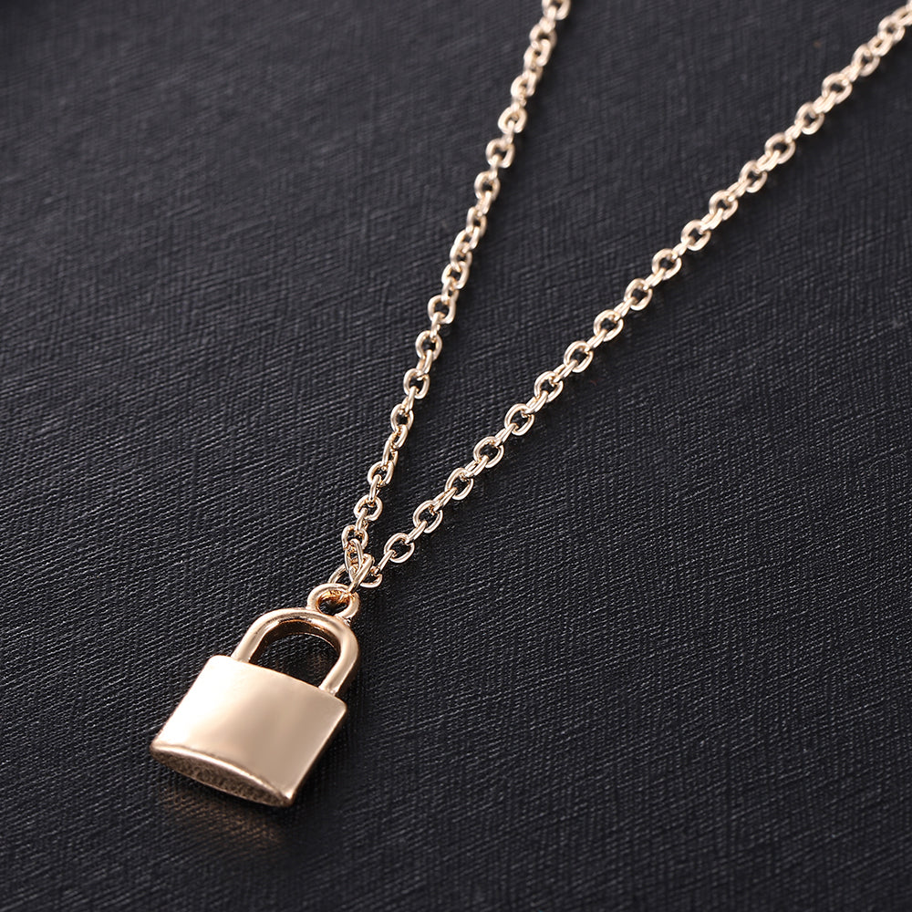 New Simple Fashion Metal Plating Lock Necklacey