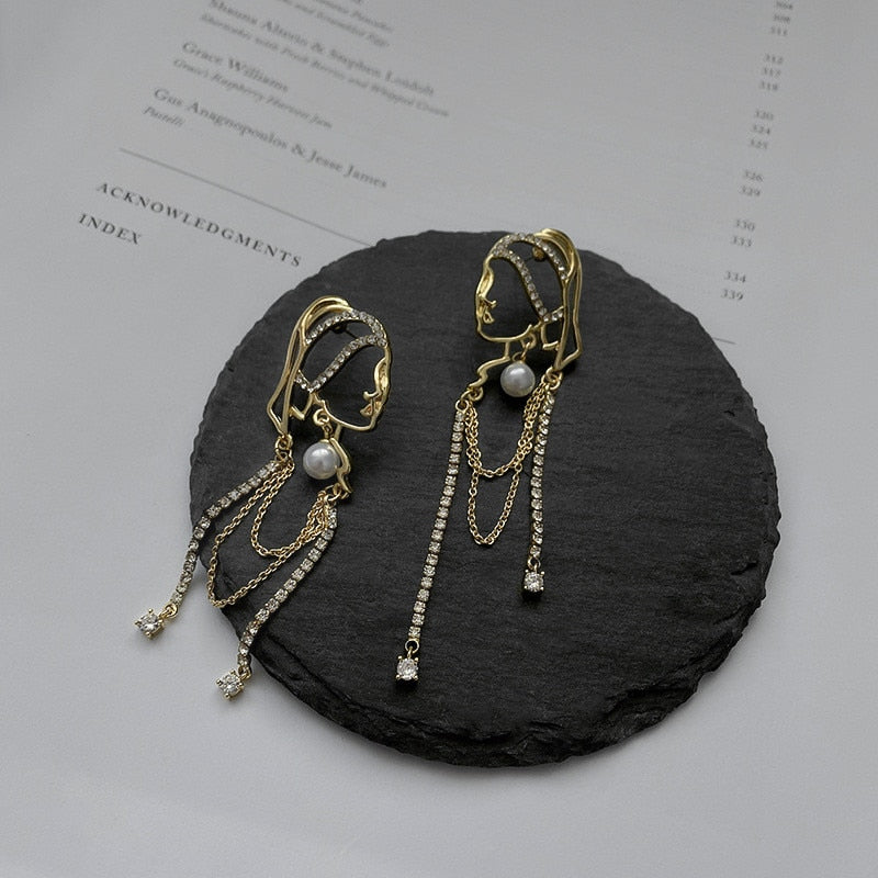 Pearl Crystal Portrait Chain Tassel Earrings