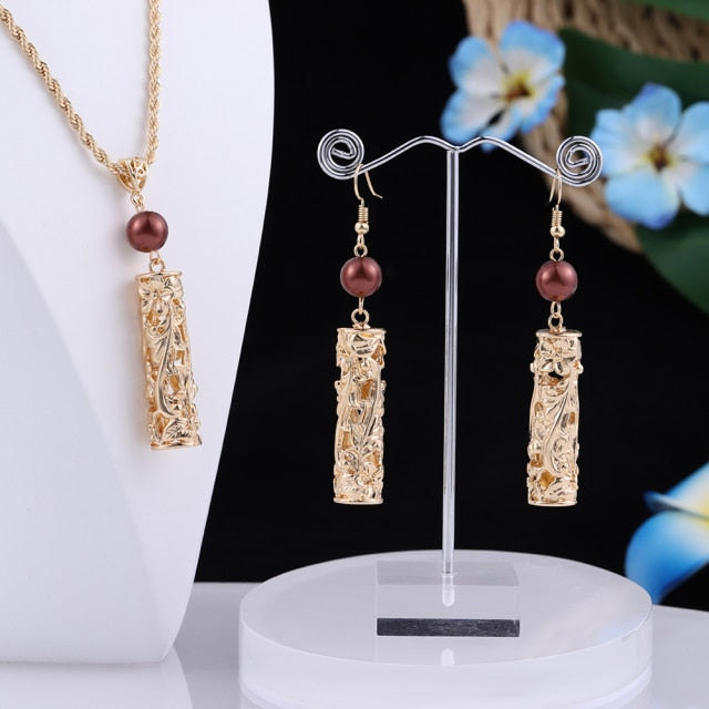 Hollow out Gold Hawaiian Necklace Flower Gold Necklace Earrings Set
