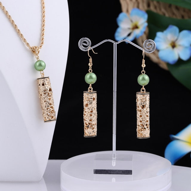 Hollow out Gold Hawaiian Necklace Flower Gold Necklace Earrings Set