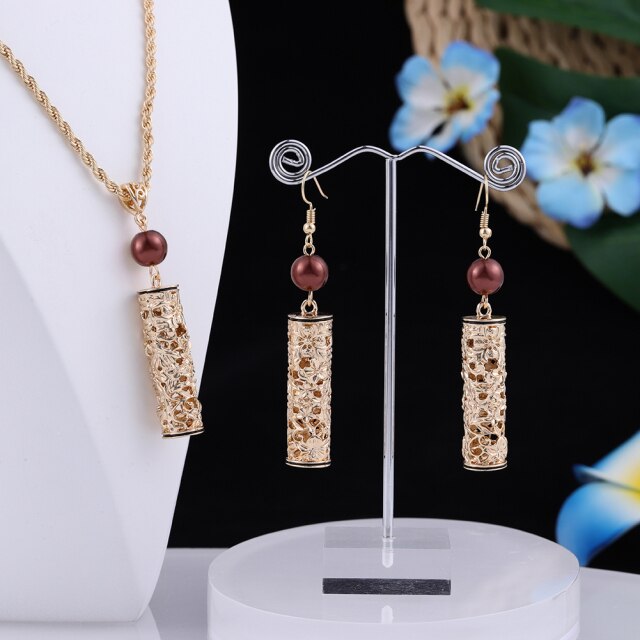 Hollow out Gold Hawaiian Necklace Flower Gold Necklace Earrings Set