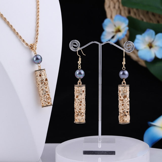 Hollow out Gold Hawaiian Necklace Flower Gold Necklace Earrings Set