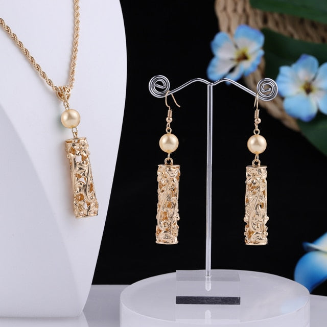 Hollow out Gold Hawaiian Necklace Flower Gold Necklace Earrings Set