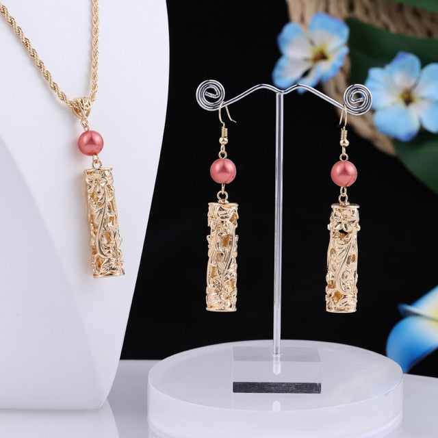Hollow out Gold Hawaiian Necklace Flower Gold Necklace Earrings Set