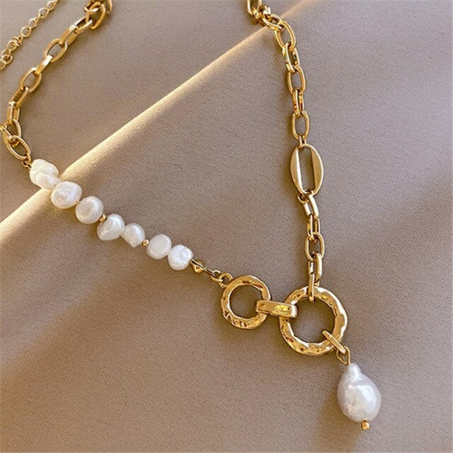 popular light luxury baroque wind natural pearl necklace
