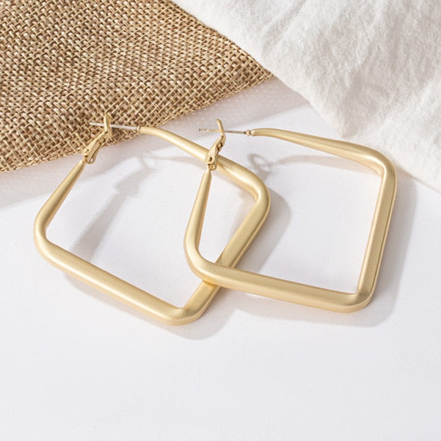Fashion Gold Big Hoop Twisted Earrings