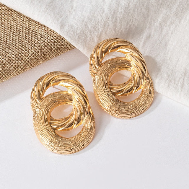 Fashion Gold Big Hoop Twisted Earrings