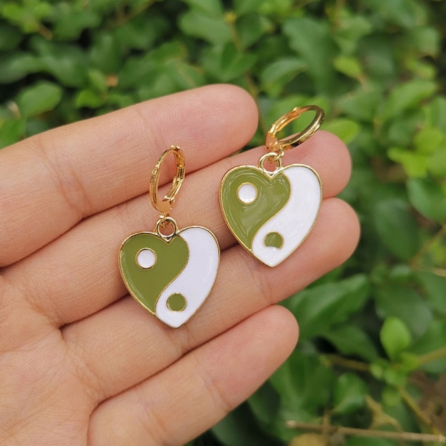 Lost Lady Cute Round Similing Face Huggies Hoop Earrings