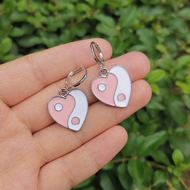 Lost Lady Cute Round Similing Face Huggies Hoop Earrings