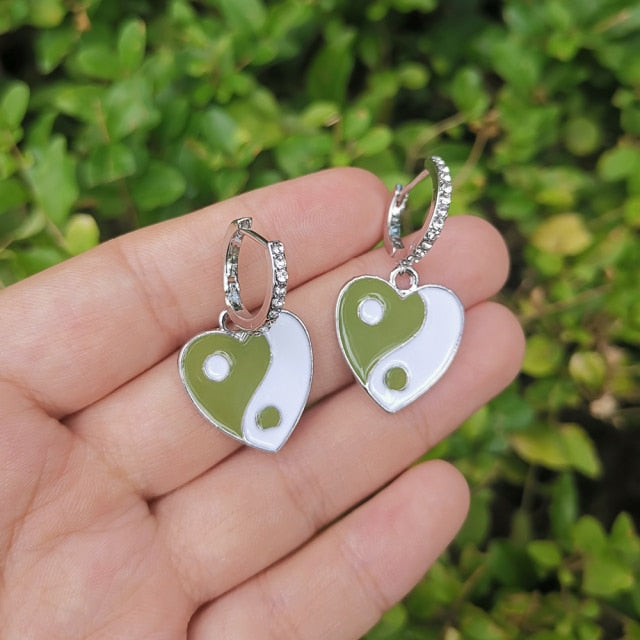 Lost Lady Cute Round Similing Face Huggies Hoop Earrings