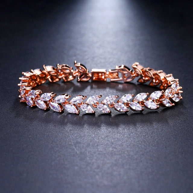 Luxury AAA Zircon Olive Branch Pendant Set For Women
