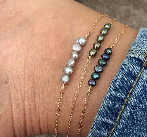 Tobillera de perla negra Pulsera de tobillo dorada con perla de pavo real