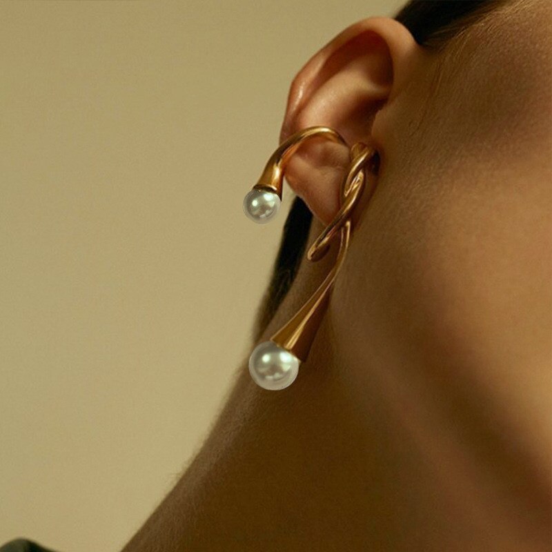 Vintage Earclip Earrings Transparent Crystal Twisted Irregular Ear Bone Clip