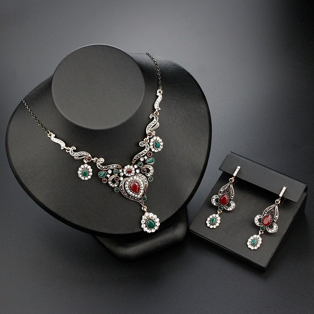 Gold Color Vintage Women Flower Jewelry Sets