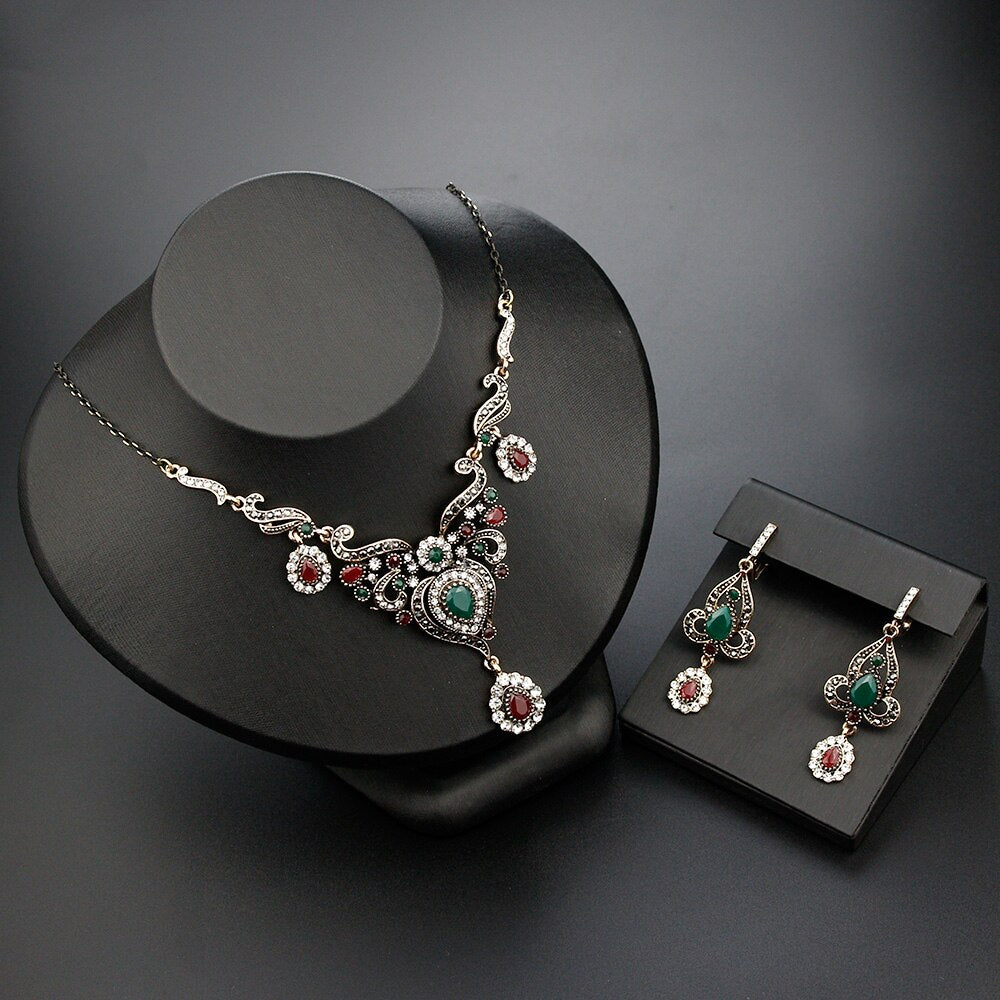 Gold Color Vintage Women Flower Jewelry Sets