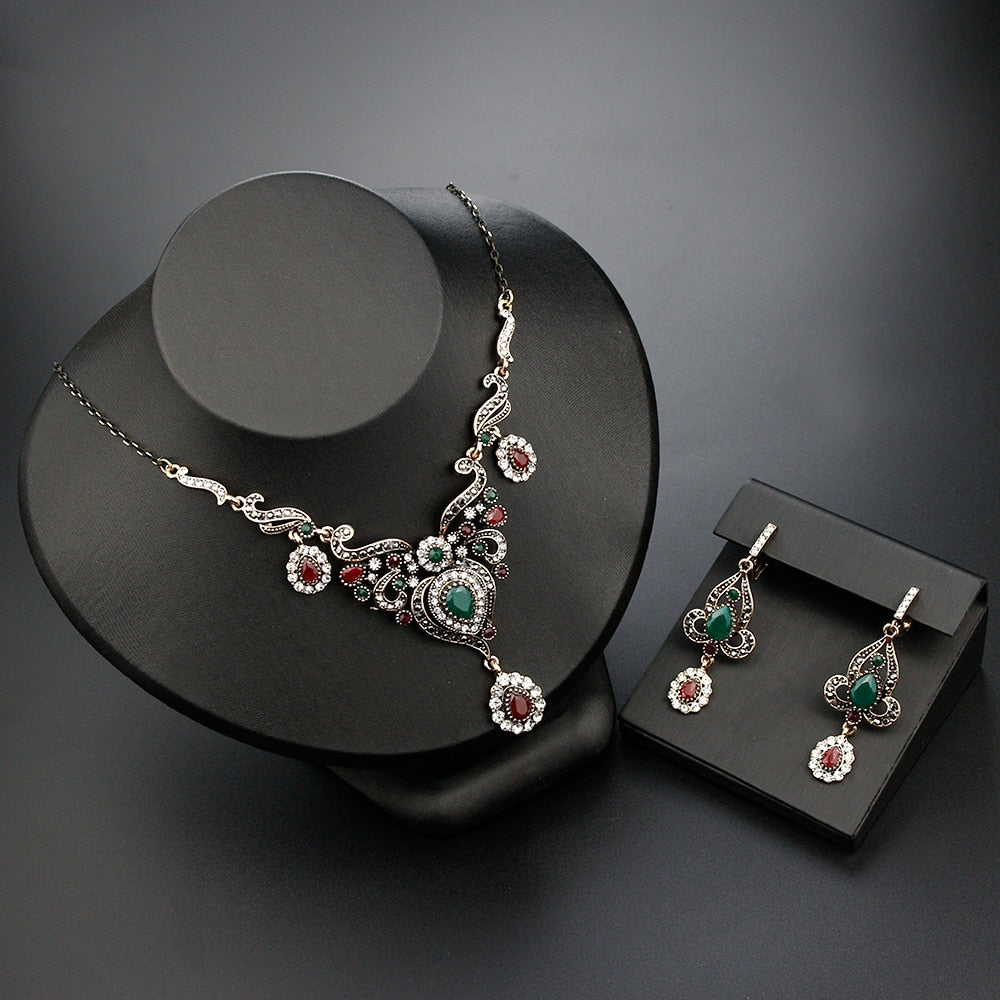 Gold Color Vintage Women Flower Jewelry Sets