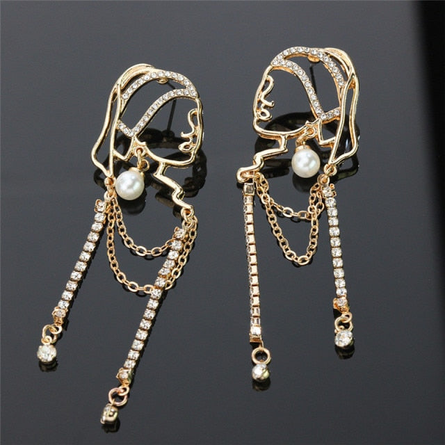 S925 Needle Hot Pearl Crystal Chain Portrait Earrings