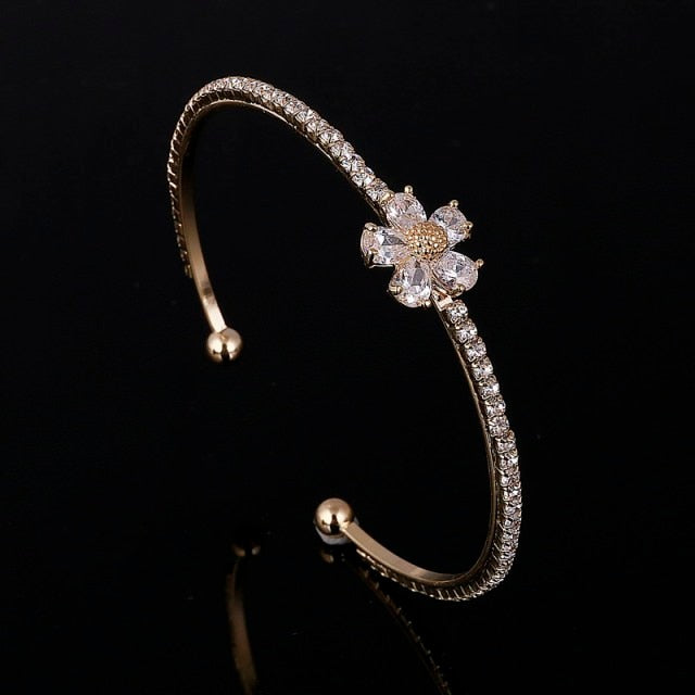 New Arrival Romantic Butterfly Design Cuff Bracelet