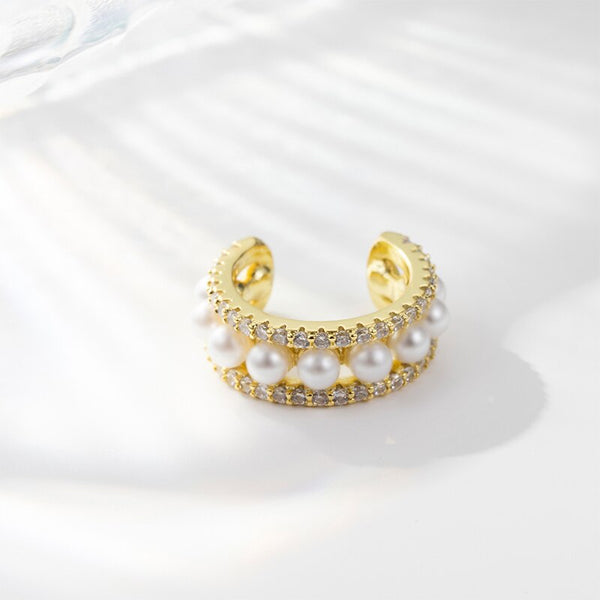 Pendientes de clip con forma de puño de oreja de perla de moda, pendientes de cartílago falso, sin perforación.