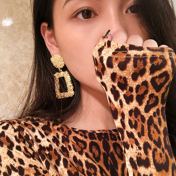 Pendientes geométricos vintage para mujer. Pendientes llamativos.