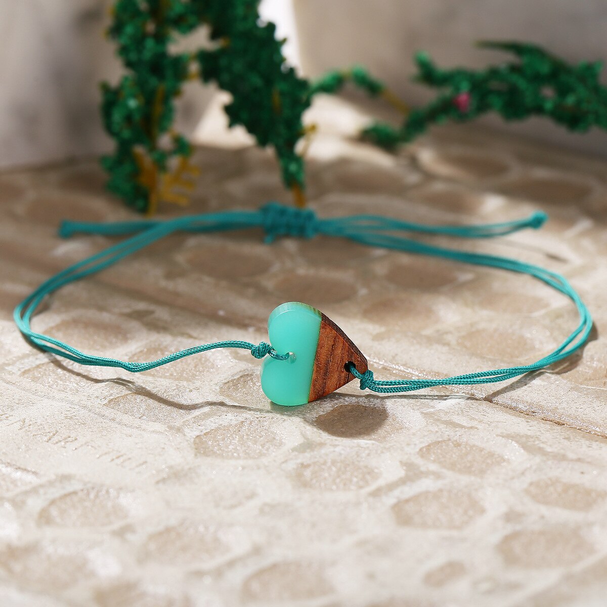 Green Cactus Love Circle Braided Wood Push-pull Bracelet