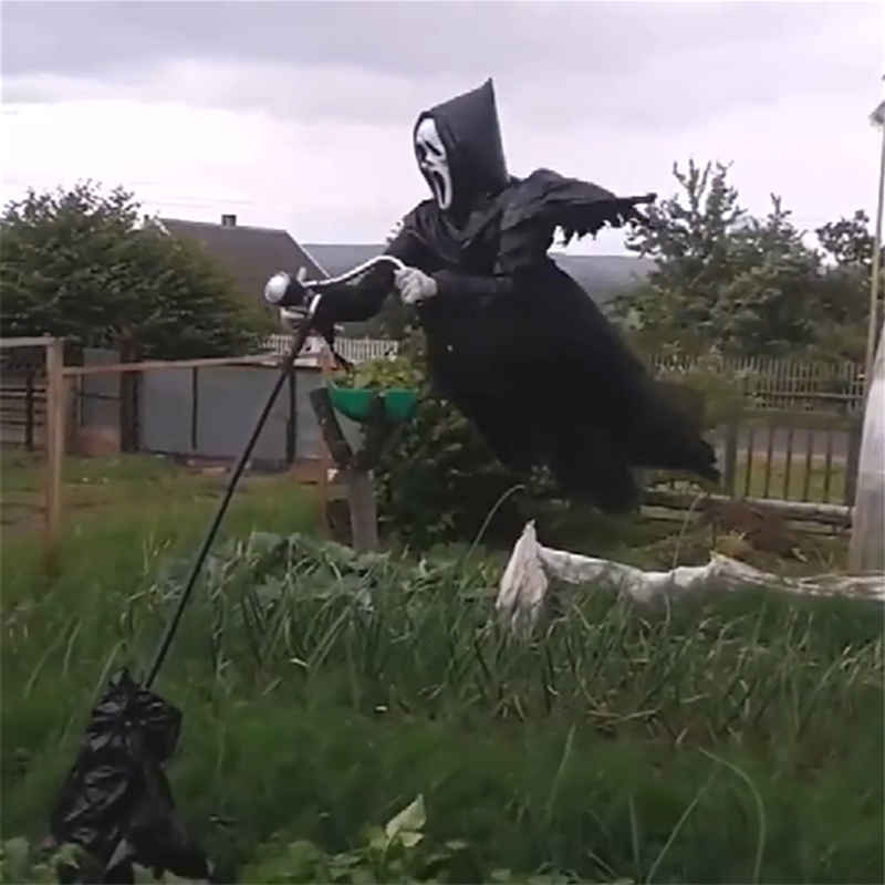 Creative Garden Ghostface Scarecrow