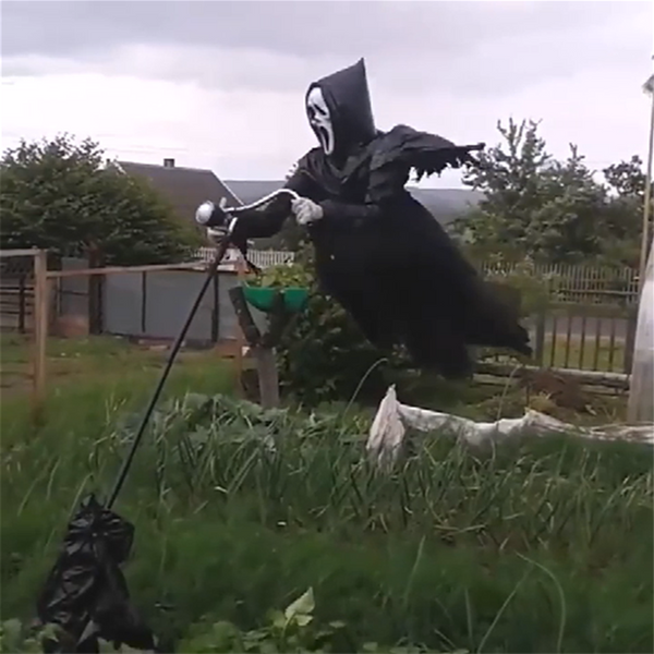 Creative Garden Ghostface Scarecrow