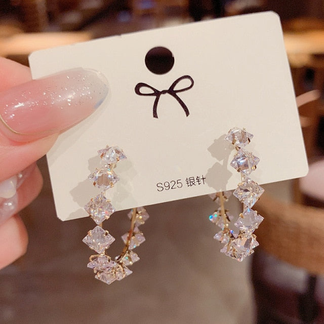 Women Exquisite Luxury Shiny Tassel Crystal Drop Earrings